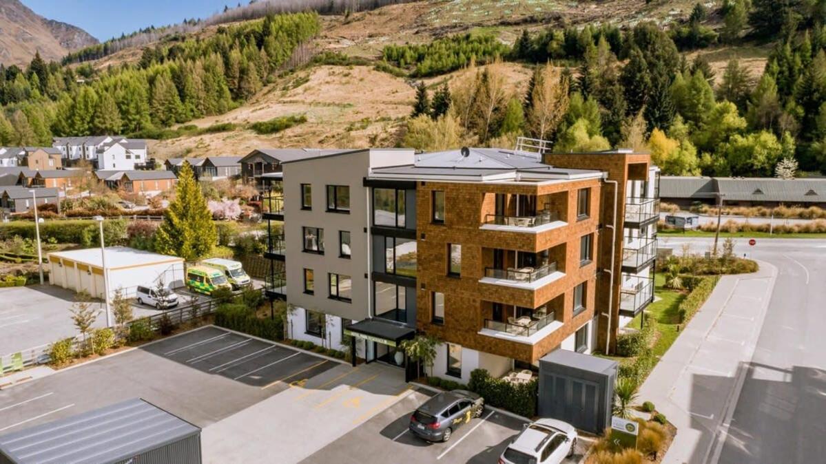 Penthouse Leisure Apartment Queenstown Bagian luar foto